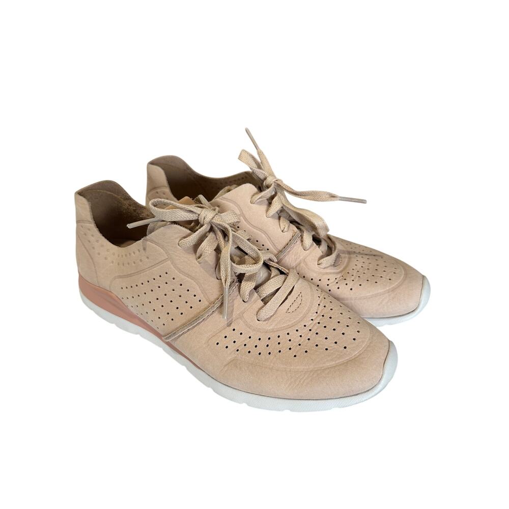 UGG Tye Sneaker Peach Leather Lightweight Comfort Shoes Womens Size 9